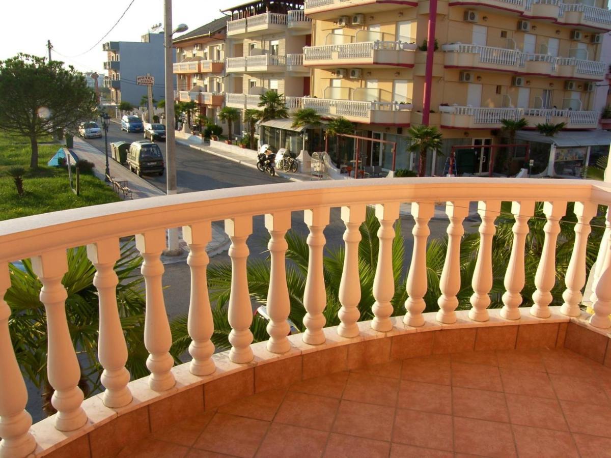 Villa Alexander Paralía Exteriör bild